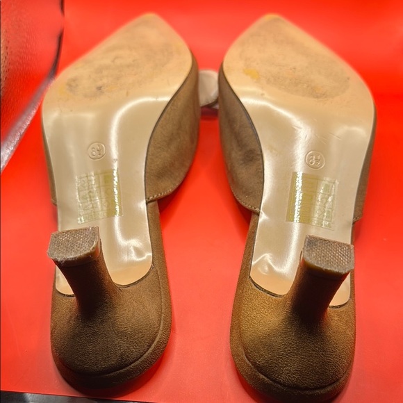 Journee Collection Brown Heels with Decorative Buckle - Picture 12 of 13